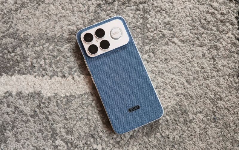 Ревю: Poco F8 Ultra флагмански смартфон с Bose звук