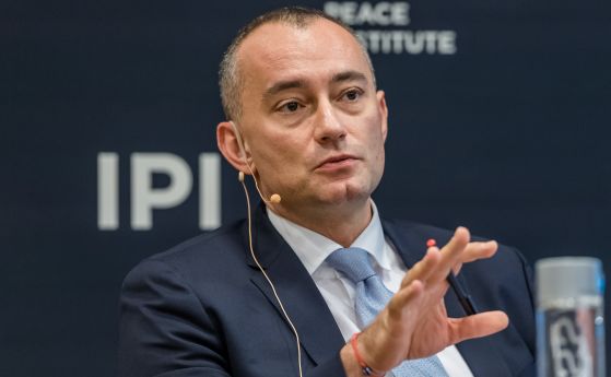 Николай Младенов