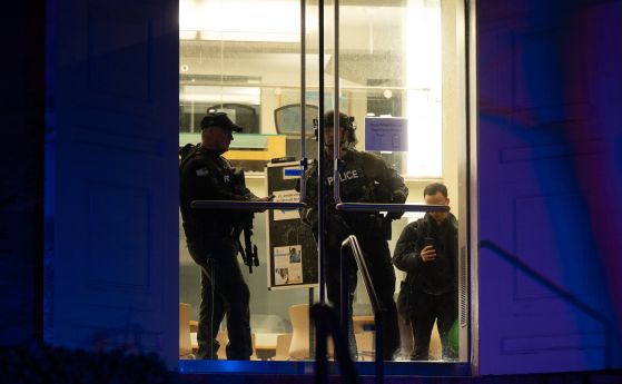 Двама убити и девет ранени при стрелба в университет в САЩ