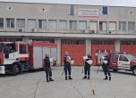 Пожарникари в София поздравиха за Коледа с каба гайди