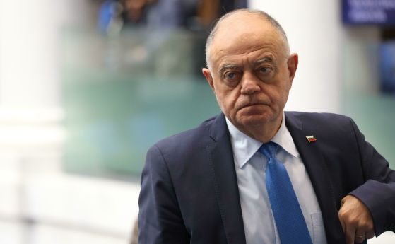 Атанасов: Единственият служебен премиер, който може да работи за честни избори, е Андрей Гюров