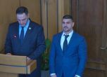 Антон Бранков (вдясно) се закле на 15 януари