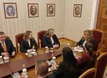 Консултации при Йотова