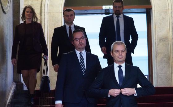 След 11-часови дебати, десетки обвинения и два филибастъра НС финално реши: Секциите в извън ЕС стават 20