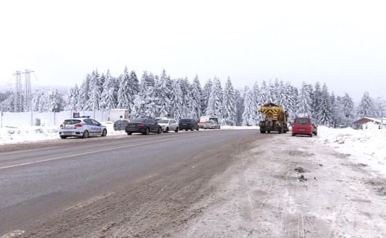МВР: На 1 февруари в 13.50 ч. към хижа Петрохан са пътували два джипа