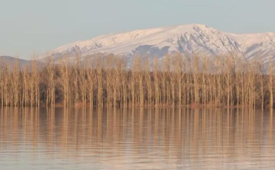 Очаква се опасно покачване на нивото на река Тунджа в Елхово тази вечер