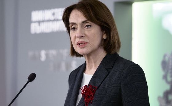 Служебният кабинет е сезирал Конституционния съд за казуса със Съвета за мир на Тръмп