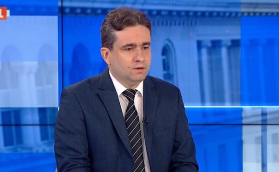 Божидар Божанов: В публичните финанси трябват по-ясни десни политики