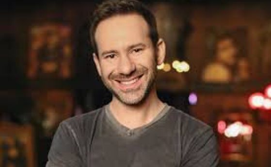 Почина собственикът на сайта за възрастни OnlyFans