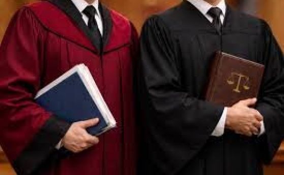 Съдебна система за приказ: Високи заплати - ниска ефективност