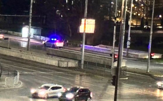 Жена намушка с нож четирима германци в центъра на София