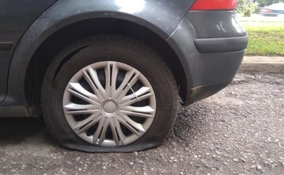 Отново режат гуми в столичния квартал ''Овча купел''