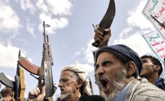 Хутите в Йемен влязоха във войната в Иран, изстреляха балистични ракети срещу Израел