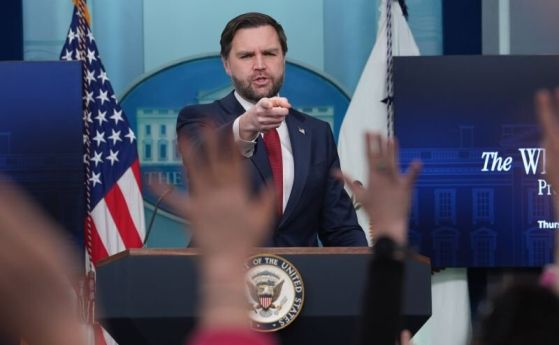 Джей Ди Ванс най-харесван сред републиканците за кандидат-президент