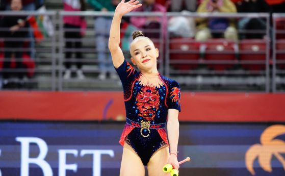 Две българки във финалите на Световната купа по художествена гимнастика в София