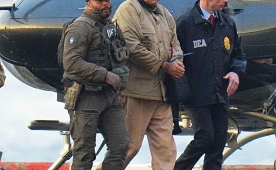 Николас Мадуро и съпругата му от затвор в Ню Йорк: Чувстваме се силни и спокойни