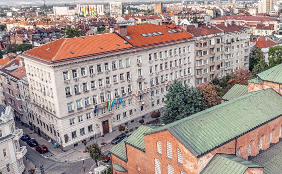 Центърът за обслужване на граждани на СО вече няма да работи в събота