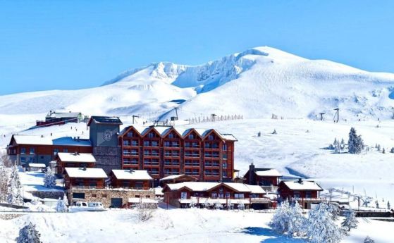 На ски в Бурса, градът на коприната, в който всеки продавач знае български