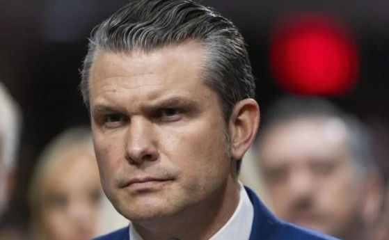 Министърът на отбраната на САЩ опитал да инвестира в отбранителния сектор преди войната в Иран