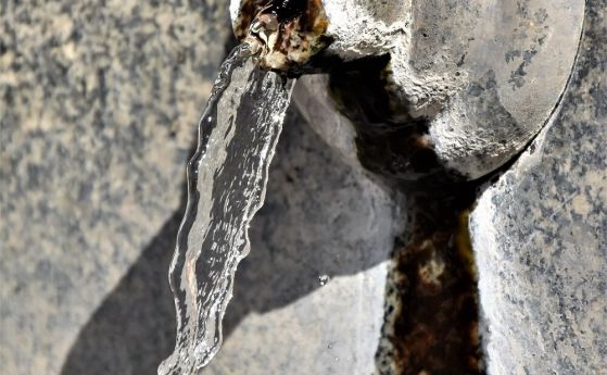 Без вода по 12 часа в части от два района на София