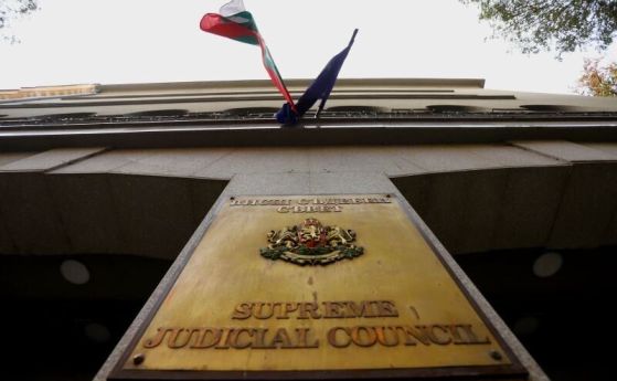 Етичната комисия на прокурорите във ВСС се зае с Емилия Русинова