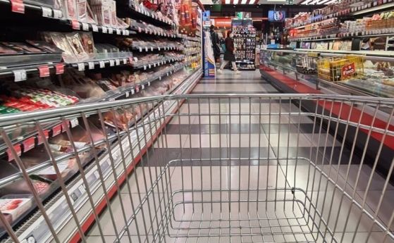 КЗП започва засилени проверки за завишени цени преди Великден