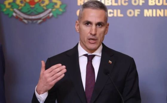 Премиерът Гюров: 223-ма са арестувани за купуване на вот, почти цял парламент