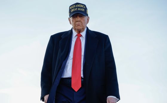 Пак ще има преговори с Иран през следващите дни, обяви Тръмп