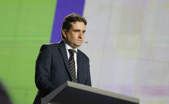 Божанов поздрави Мадяр за решението му да прекрати политическото убежище на Никола Груевски