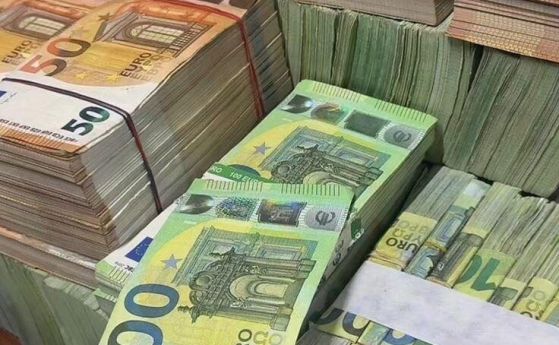 Откриха списъци с имена и близо 15 000 € при акция срещу изборни нарушения в Шуменско