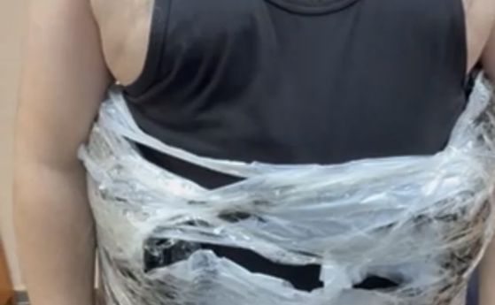 Турски гражданин опита да пренесе 5,5 кг марихуана, залепени като колан за кръста му