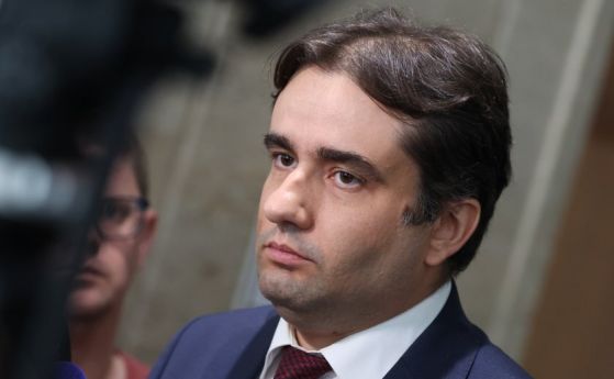 Божидар Божанов: Путин изнася към васалните страни модела на завладяната държава