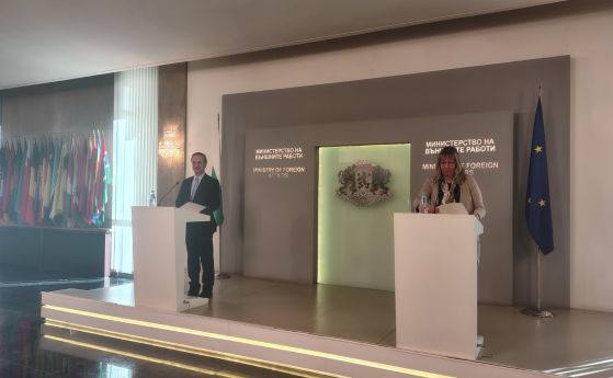 МВнР: Изключителна активност в чужбина