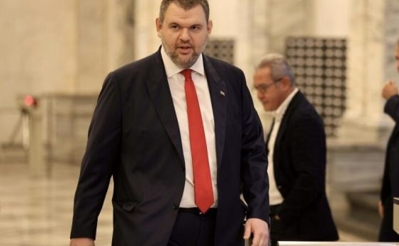 Пеевски се зарече да продължи да работи за хората