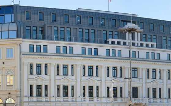 ББР предупреди, че свиването на капитала й ще застраши еврофондове, общини, ПВУ