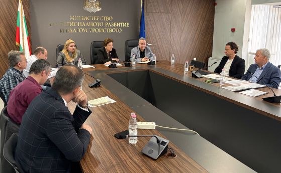 Включват ремонт и нови асансьори в програмата за саниране