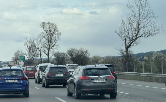 Временно се променя организацията на движението по АМ ''Тракия''