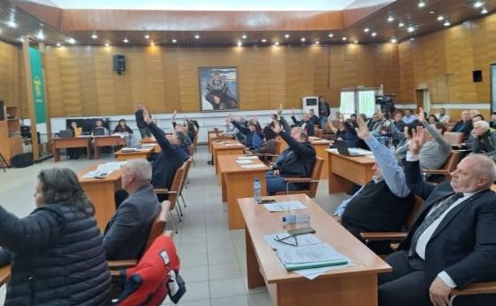 Съветници от ИТН се преименуваха на ''Прогресивно Карлово'', ПБ се разграничиха
