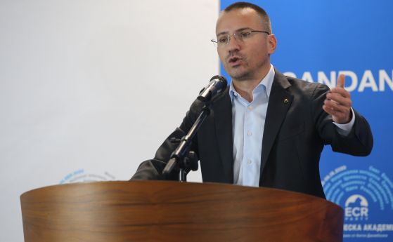 След избора на новото правителство двама воеводи можело да станат депутати