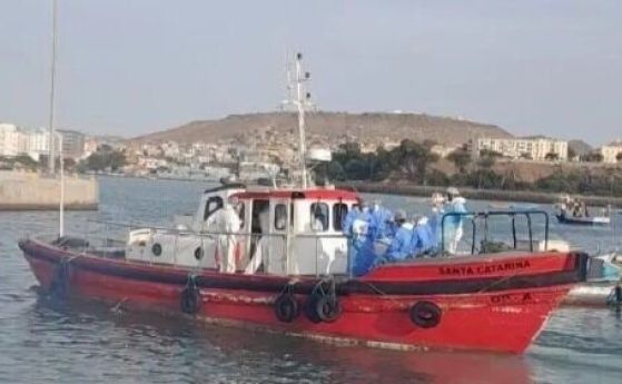 Корабът с огнище на хантвирус пристигна на остров Тенерифе