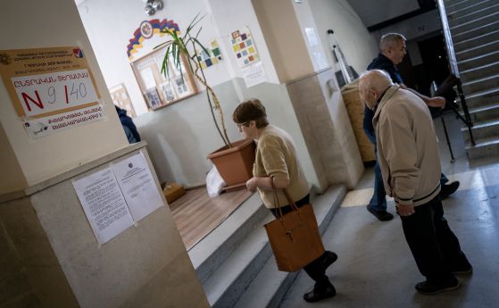 Изборният ден в Армения - Getty Images