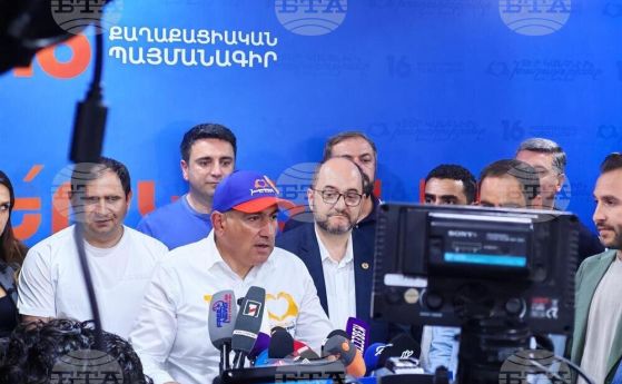 Премиерът на Армения Никол Пашинян на пресконференция след победата на парламентарните избори.
