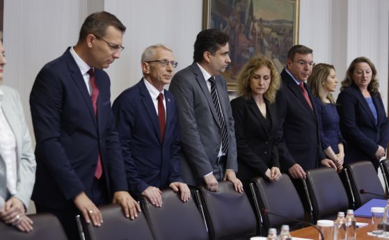Представители на парламентарните партии при президента за нов състав на ЦИК
