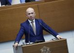 Ангел Георгиев на парламентарната трибуна - БГНЕС/Боян Топчийски