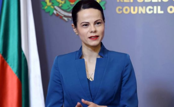 Катя Ивкова