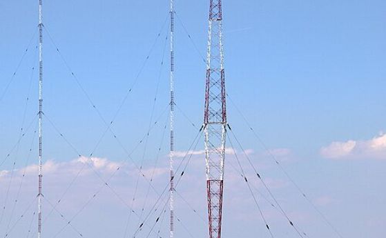 Радиопредавател
