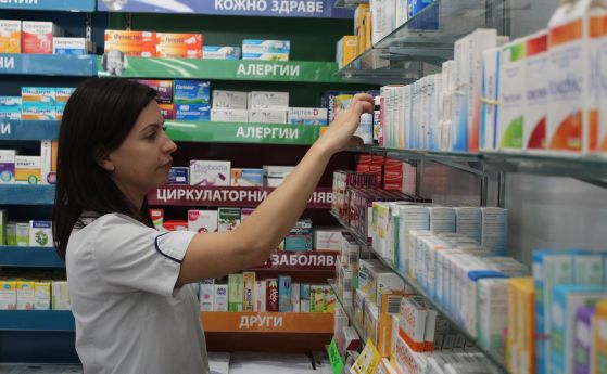 Еньовден: В над 40 държави фармацевти поставят ваксини. Кога и в България?