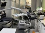 Автомобил се блъсна в дентална клиника
