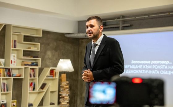 Йордан Иванов - Пресцентър ДСБ
