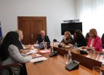 Среща на протестиращи майки в МФ